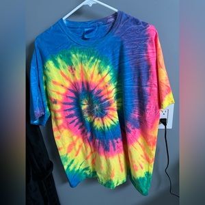 Men’s tie-dye T-shirt, size XL. By Hanes